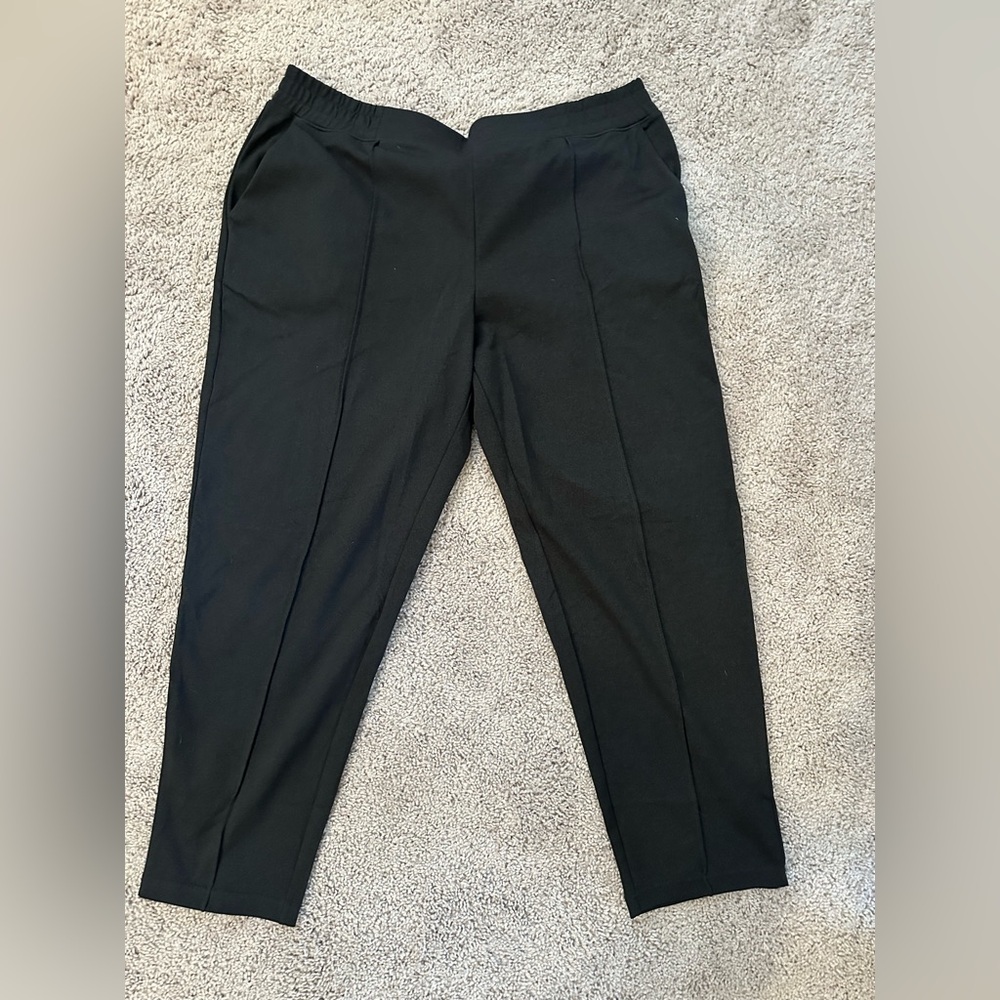 Mondetta Women's Black Pants